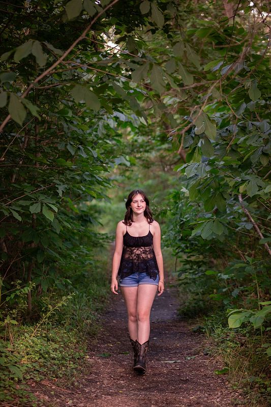 Solo Senior Pictures - Mini