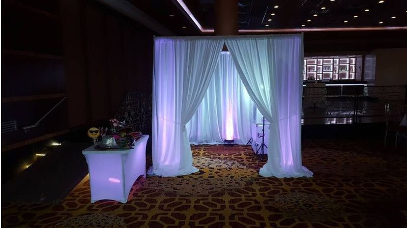 Event Rental Elegant Enclosure