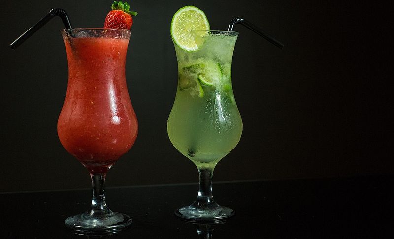 The Big Oak (2 Signature Cocktails, Basic cocktails, Beer/Seltzers & Wine)