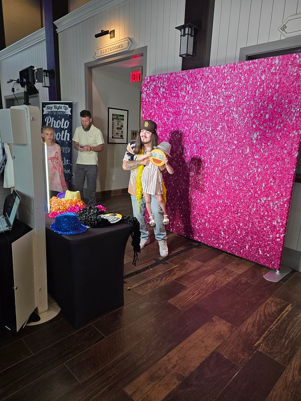 SELFIE BOOTH - Digital Only