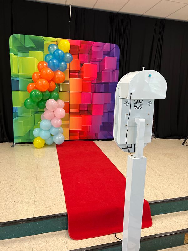 DSLR Selfie Photo Booth Rental 
