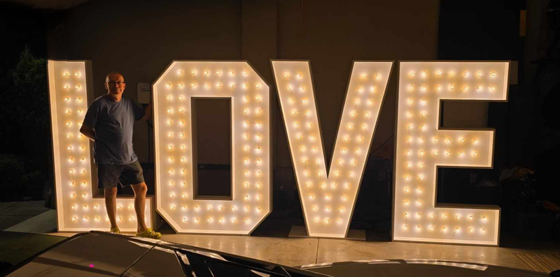 6ft Lighted LOVE Letters