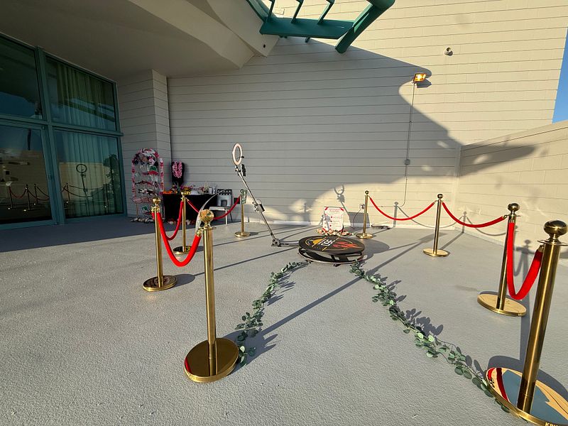 360 Rotating Photobooth