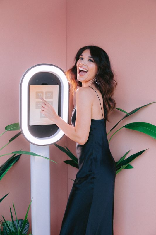 Selfie Booth Delux Package