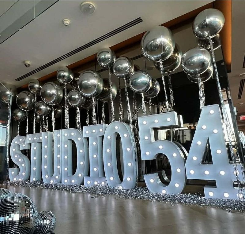 Featherlite Marquee Collection - Pick Up Option