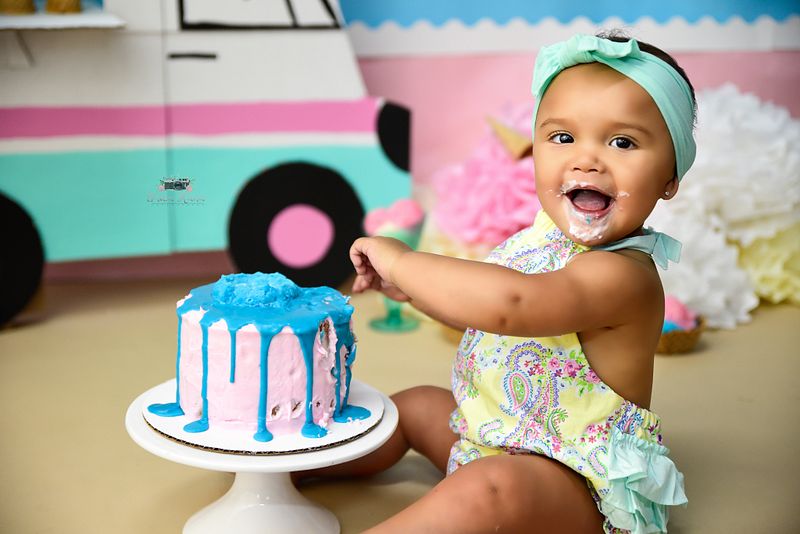 CAKE SMASH SESSION