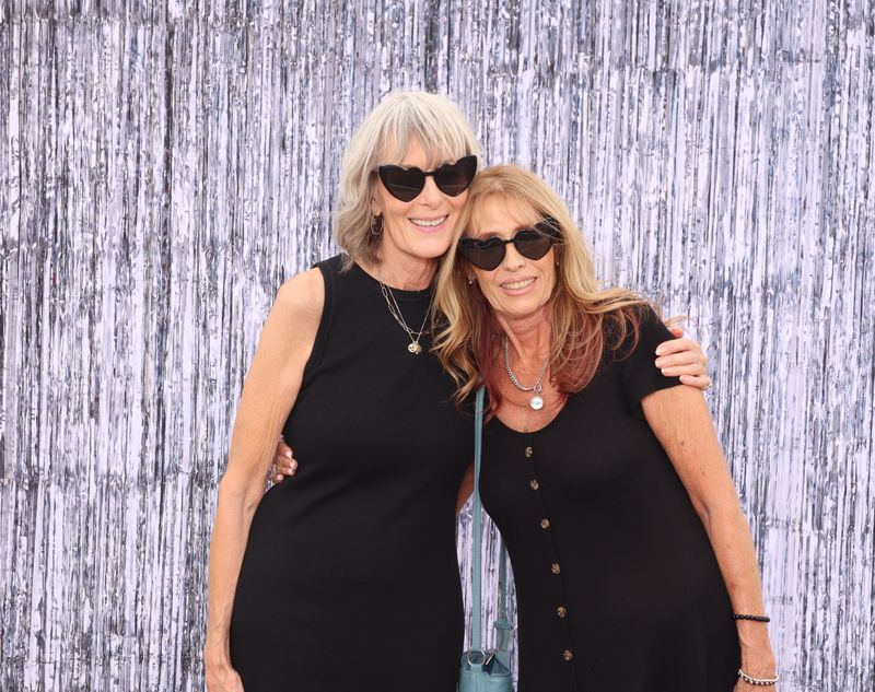 The Signature 3 Hour With Prints