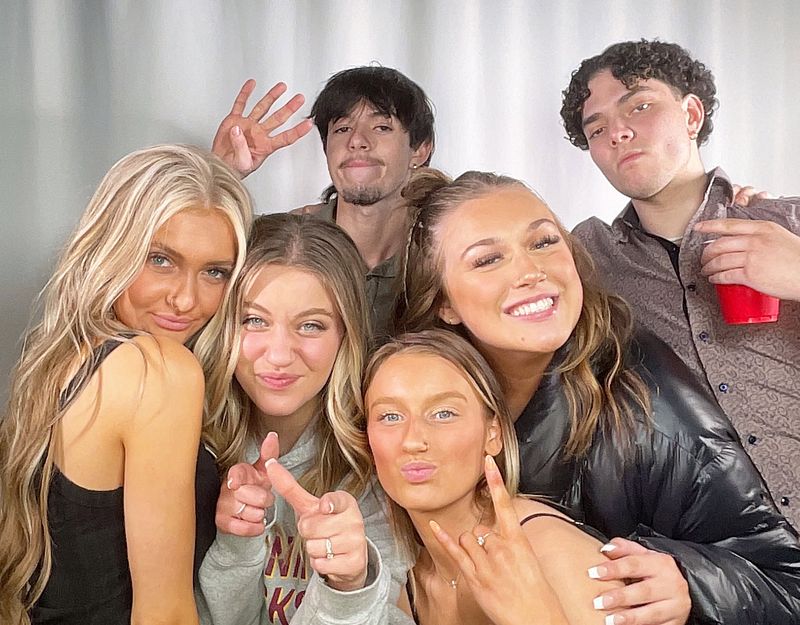 Digital Drop-Off Photo Booth 