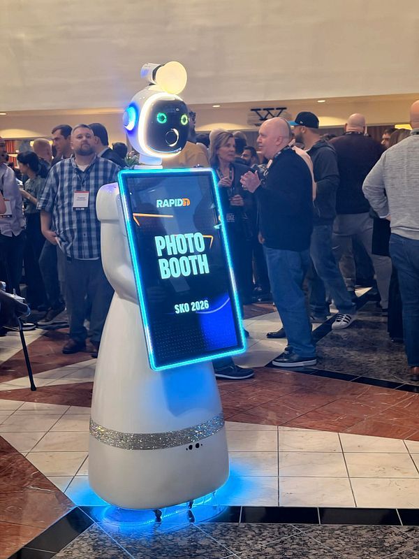 Robotic Photo Booth