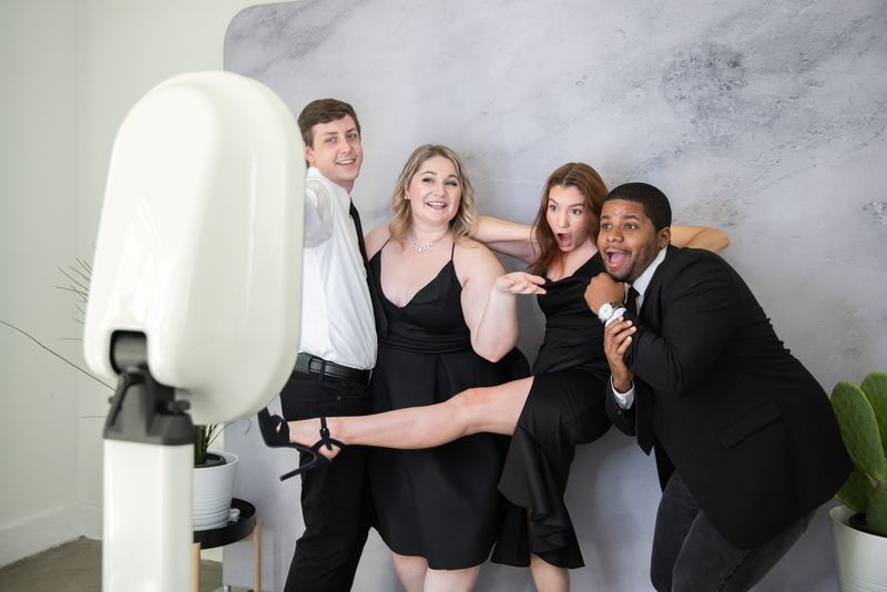 PICTURE PERFECT with PRINTS SELF-SERVE BOOTH