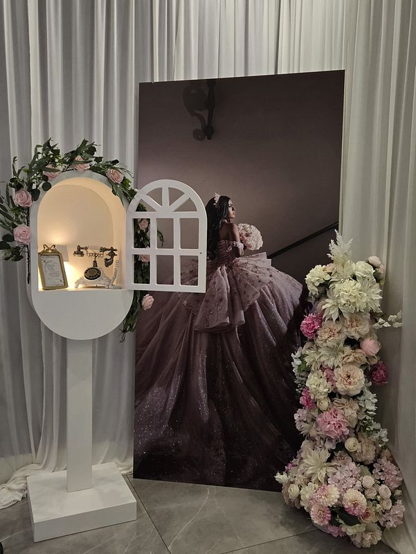  Phone Booth Guestbook 