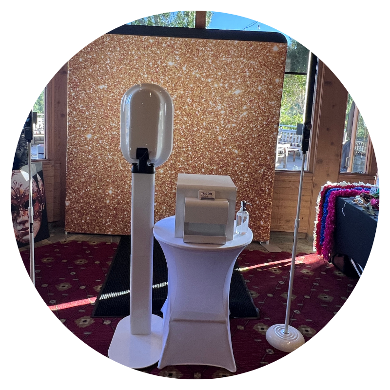 Selfie Booth - Half Day (Up to 3 Hours)