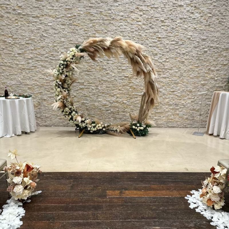 ROUND ARCH PACKAGE WITH FLORALS 