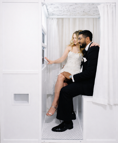 Classic Enclosure Photo Booth