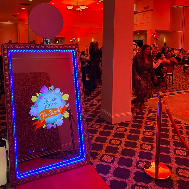 Magic Mirror Essential Experience