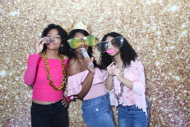 The Elegant Experience