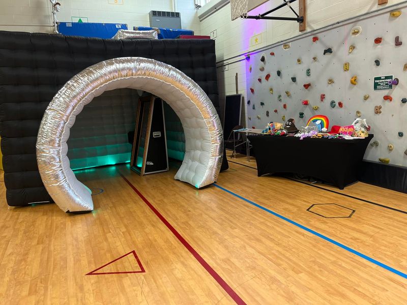 Mirror Premium Inflatable Photo Booth
