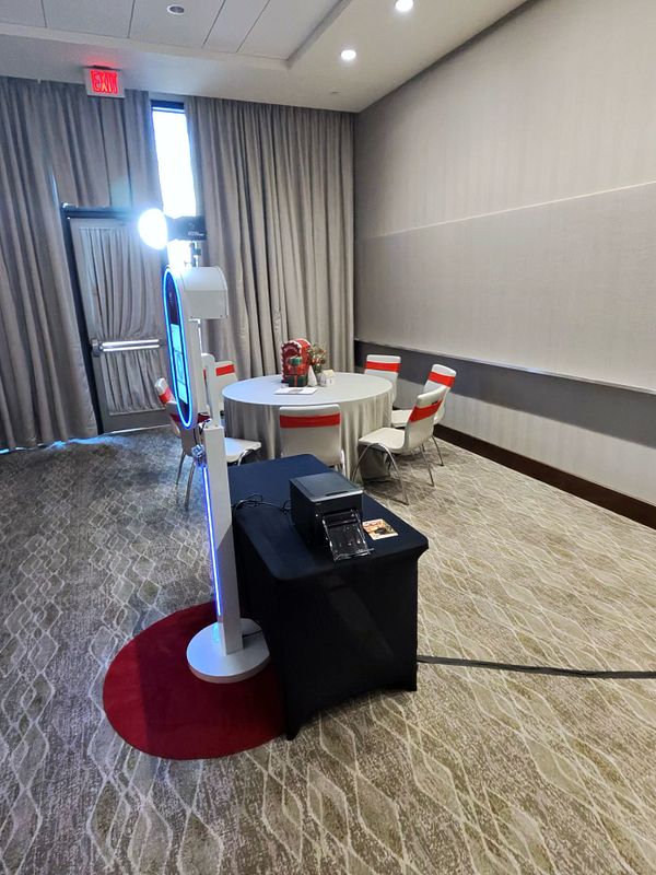 DSLR Selfie Booth Rental with Printer and Keychain Station