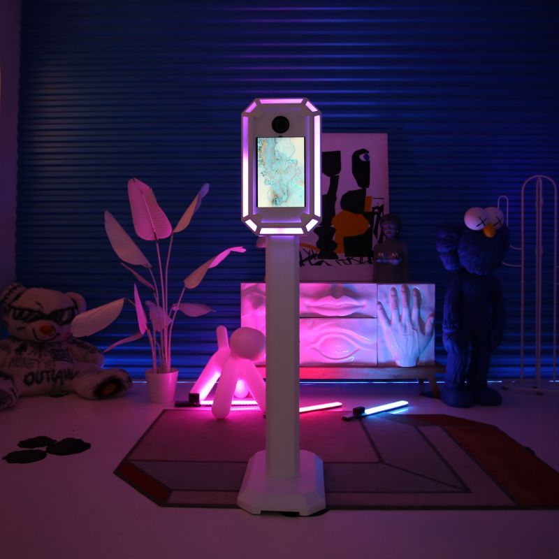 LED Photo Booth - Plus