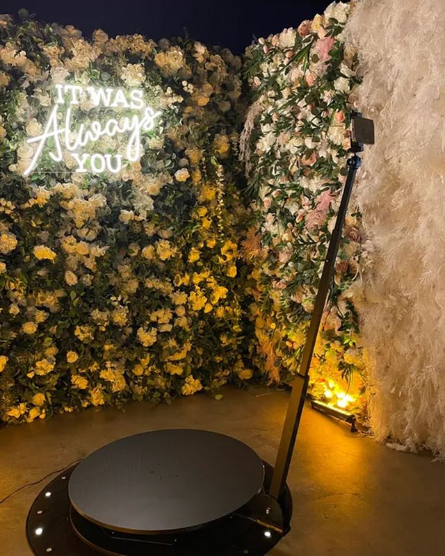 360 Flower Booth