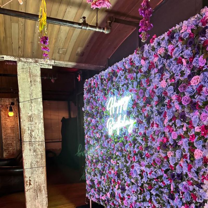 CUSTOM FLOWER WALL 