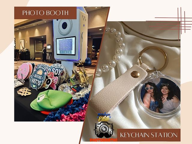 3 Hour Classic Photo Booth w/ Keychain Station