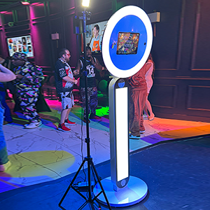 SELFIE STATION W/PRINT