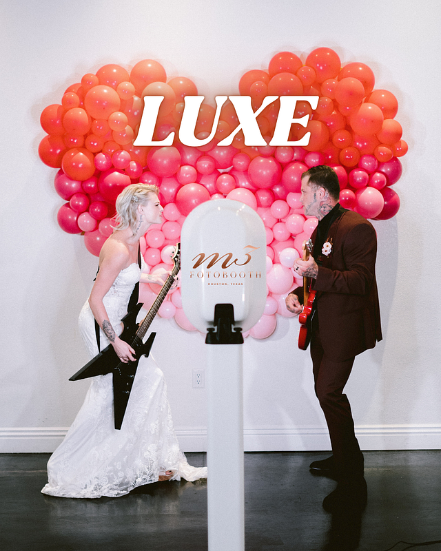 THE SIGNATURE LUXE