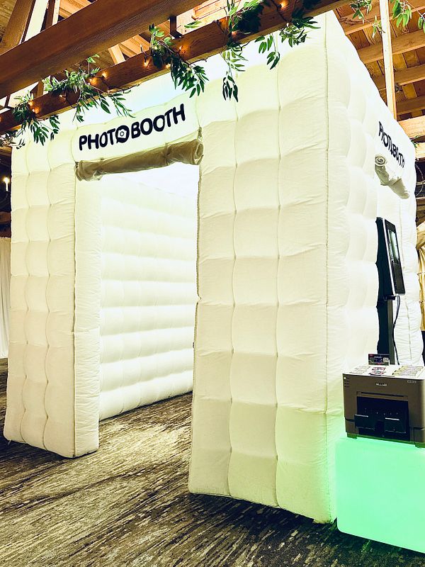 Photo booth Service for Large Events 80 guest or more (Birthday & General events) 