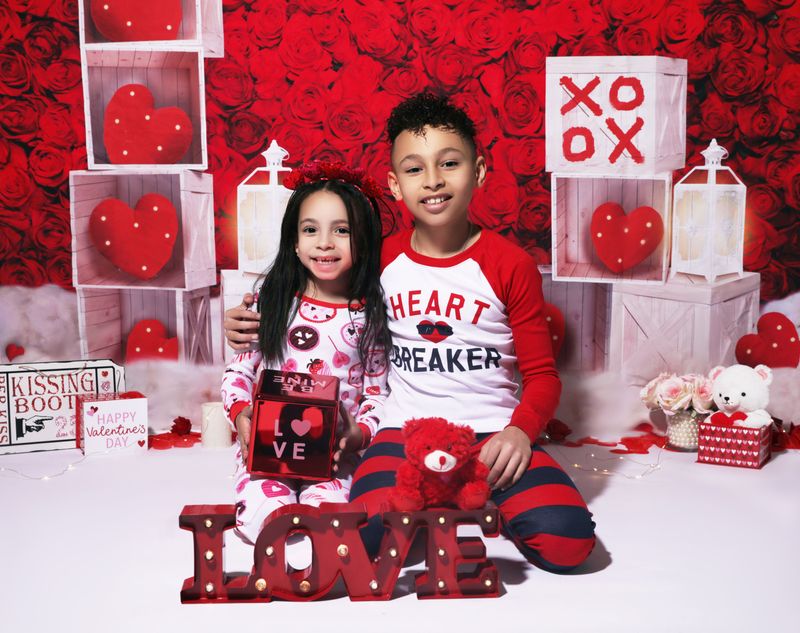 A Love Story Deluxe (4-5 People)  $250