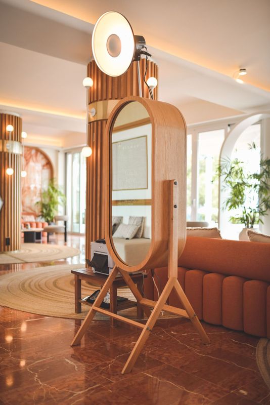 Timeless Booth Corporate 