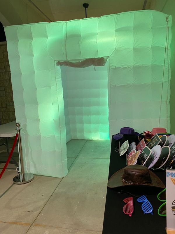 LED Bubble Photobooth