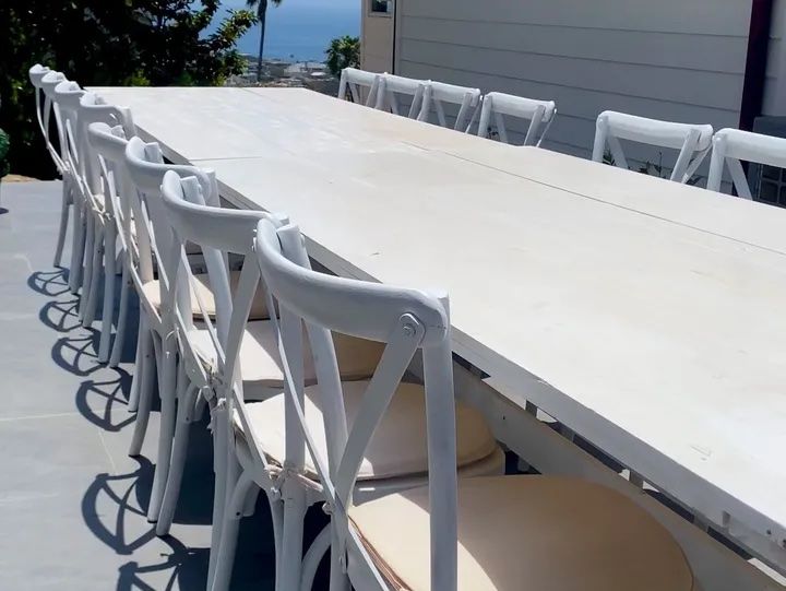 White Farm Rustic Table