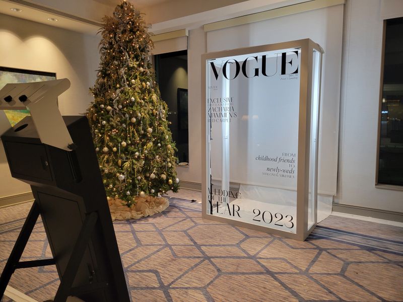Magazine Booth - Custom Front Lettering
