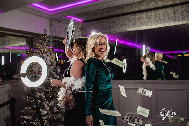 Cinematic 360 Photo Booth 