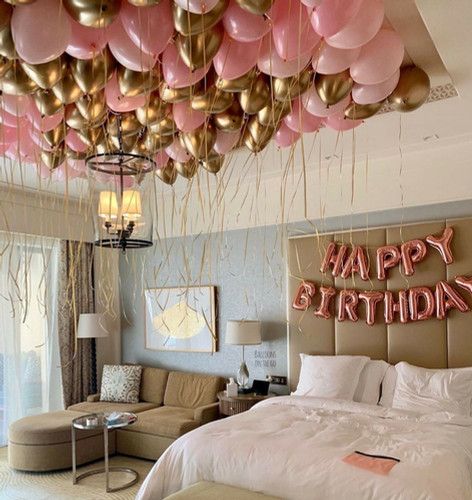 Hotel Room Balloon Decor