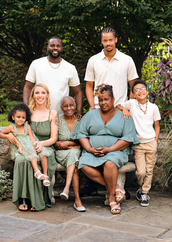 🌳 Signature Family Experience