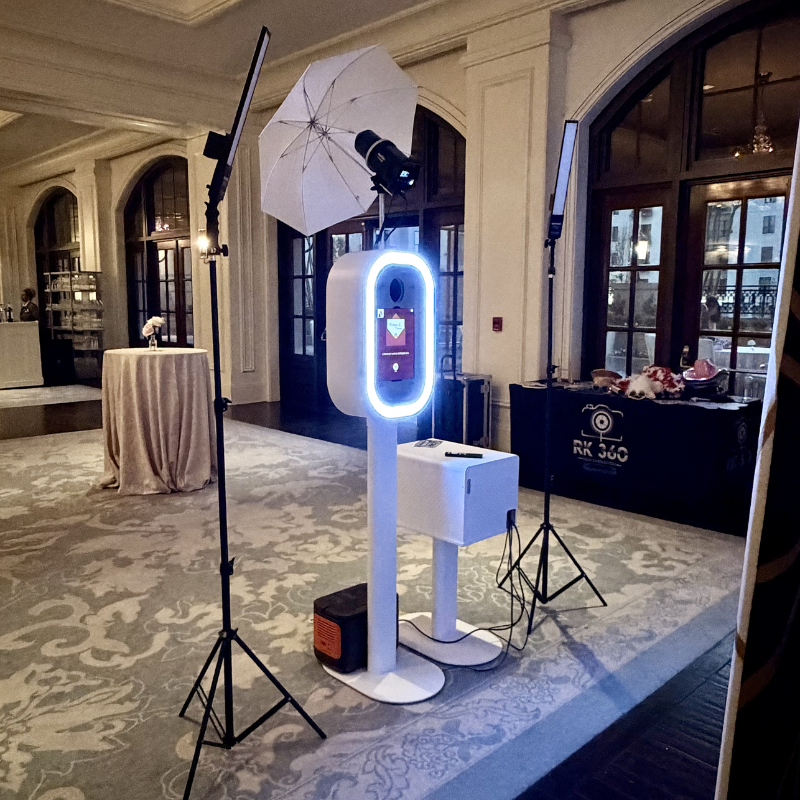 PREMIUM SELFIE BOOTH