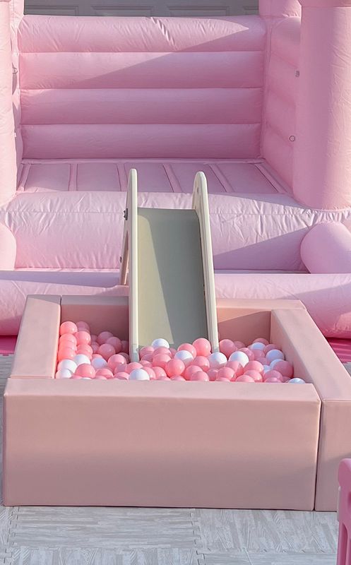 4 x 4 pink ball pit
