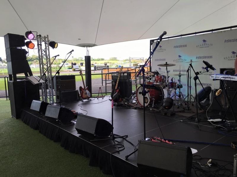 Small Acoustic Show Package