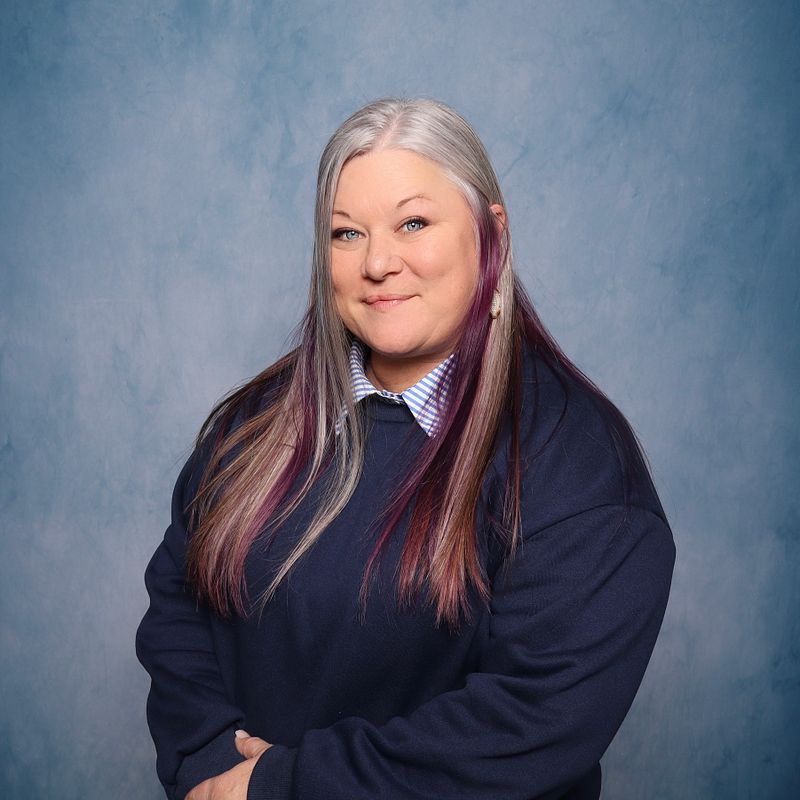 HEADSHOTS $50/PER PERSON WITH MINIMUM OF 10 PEOPLE AND MAX OF 3 HOURS