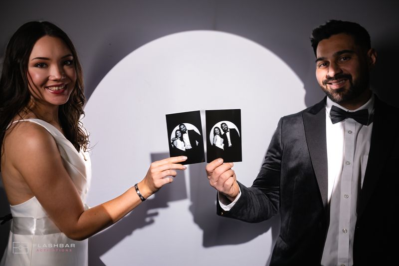 SPOTLIGHT GLAM STUIDO