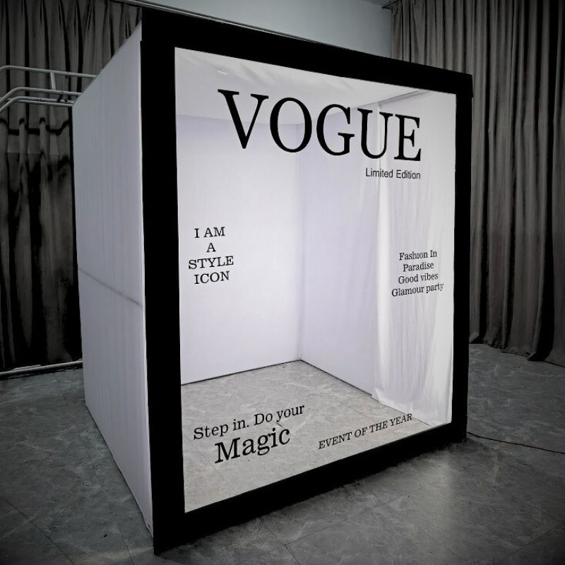 209 Vogue Booth Experience