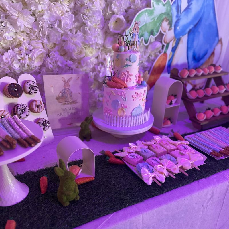 DESSERT TABLE AND BAKED GOODS PACKAGE 