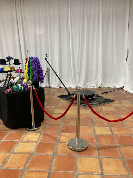 Three Hour 360 Video Booth and Props Package