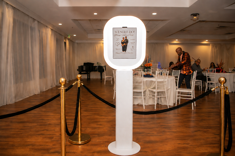 Selfie PhotoBooth — Digital Only