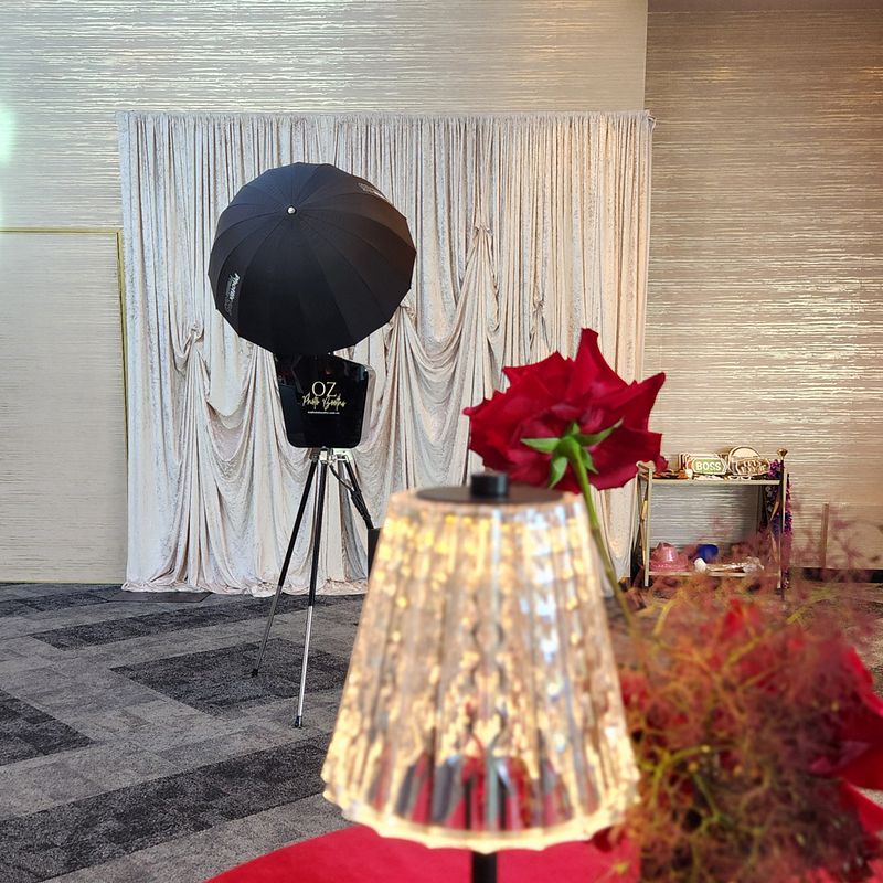 Trendy Booth