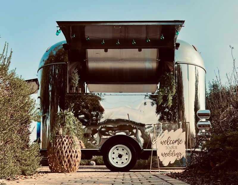 Ale-Stream Tap Trailer Bar
