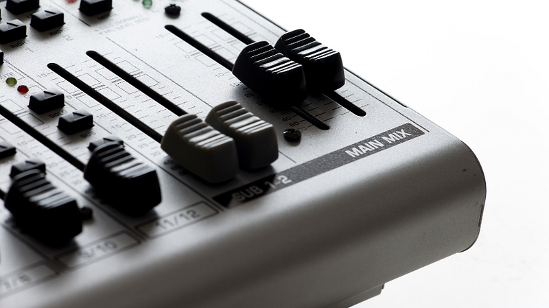 Audio Mixer(Required for more than one Microphone)