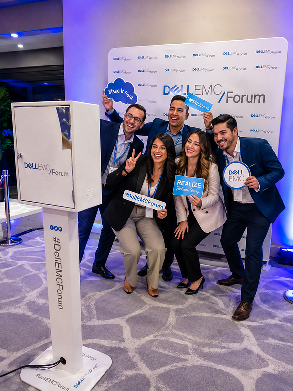 MEP-CUSTOM PHOTO BOOTH ( §§-PBO )